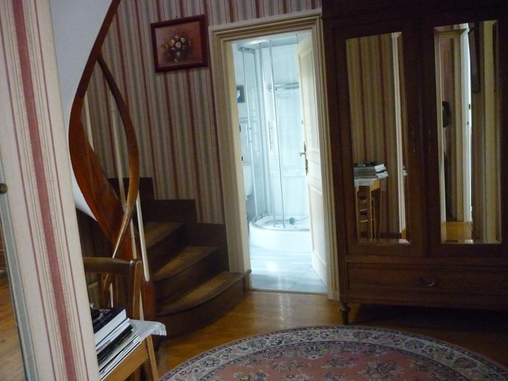 Chambres D'Hotes Le Jardin D'Alice Le Tilleul Luaran gambar