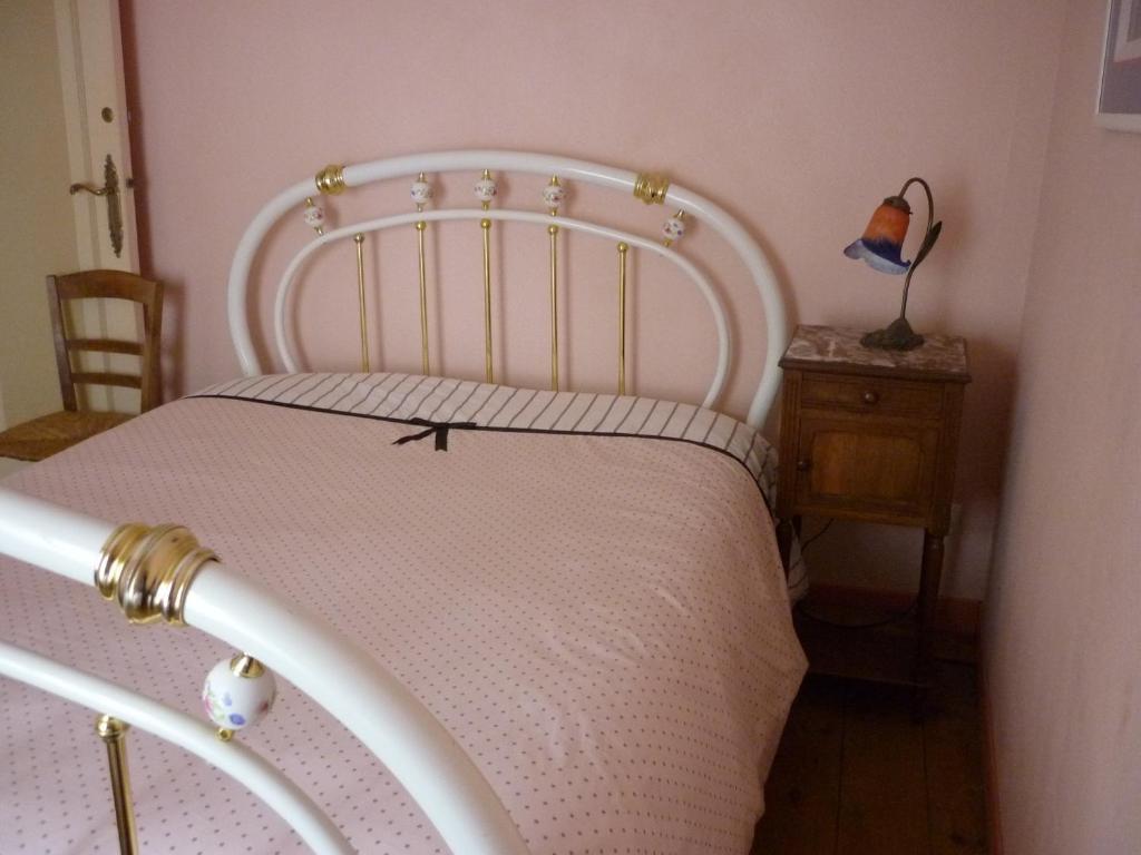 Chambres D'Hotes Le Jardin D'Alice Le Tilleul Bilik gambar